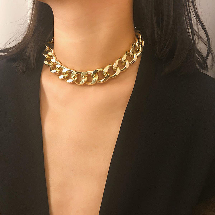 Stye Collar Necklace
