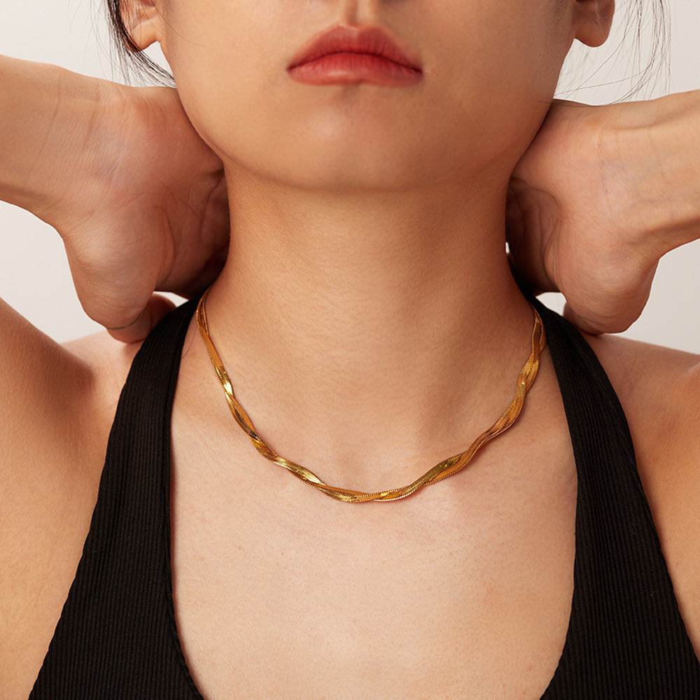 Twisted Chain Necklace