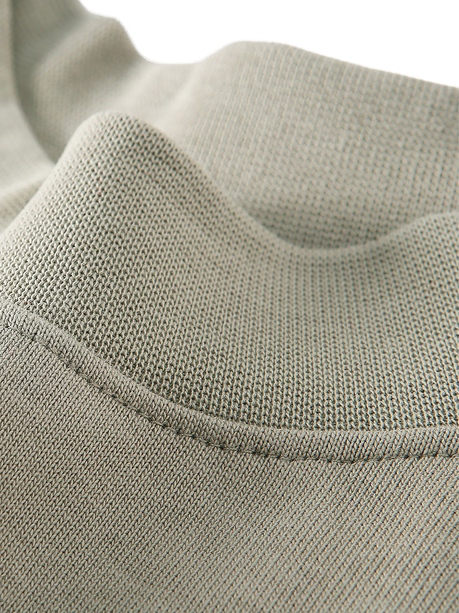 Essential Neck Sweatshirt